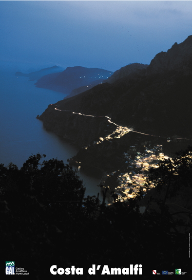 Veduta notturna della Costa d' Amalfi/ View of Amalfi Coast 